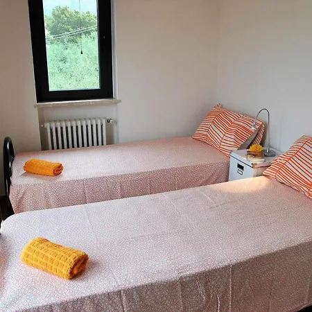Holiday home Mirabelle Relax E Natura Immersi Nelle Verdi Colline *